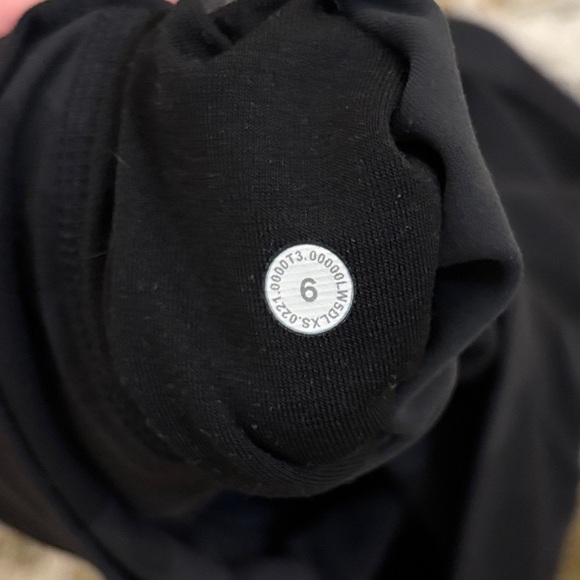 lululemon athletica Align Leggings 25” - Picture 2 of 2